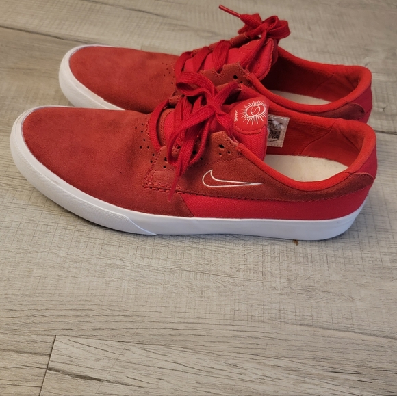 Nike Red and White Athletic Shoes - Picture 8 of 9